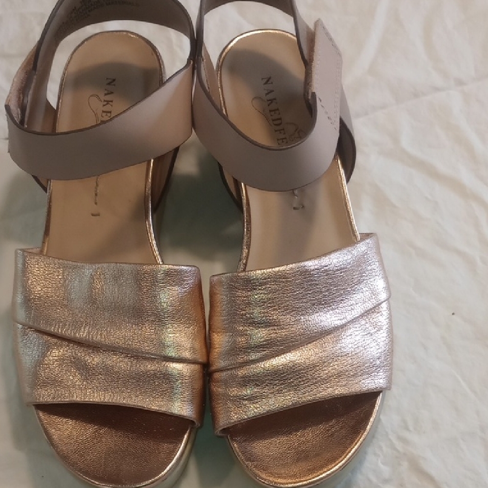 Naked Feet Women's Rose Gold Sandals